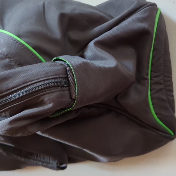 Under Armour Gray Green Athletic Bag Tote - Picture 6 of 7